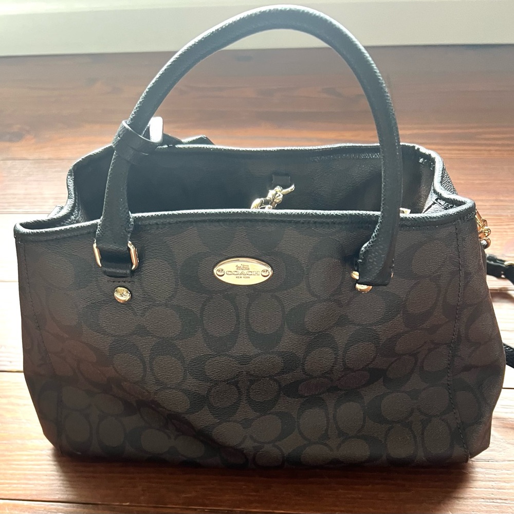 Coach Black/Brown and Gold Leather Purse